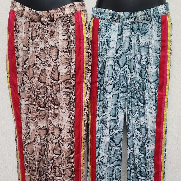 Relaxed Snake Print Pant(s) with Side Stripe, NWT in Med. by Kareena - Picture 1 of 4